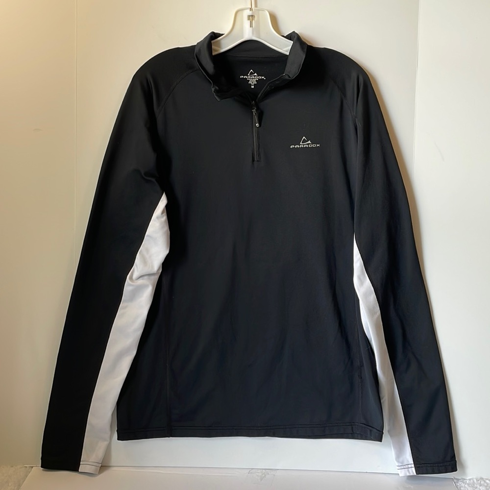 Paradox Men's Medium 1/4 Zip Pullover Soft Black and white